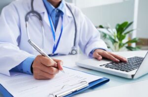 Read more about the article 음주 후 간수치 회복 방법과 간세포 재생 가이드