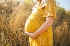 Read more about the article 임신 초기 필수 검사 가이드: 시기별 항목과 혈액 검사 수치 해석